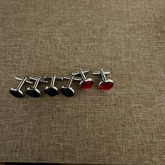 NWOT 3 pairs of cuff links - Picture 4 of 5